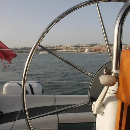 In A Boat - * Lisbon