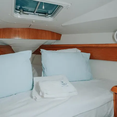 Botel In A Boat - Lisbon